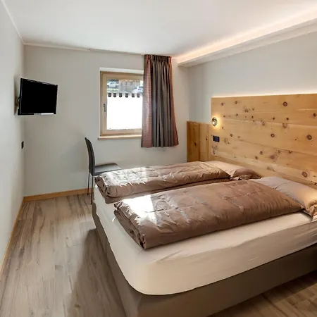 Snow Mountain Planet House * Livigno